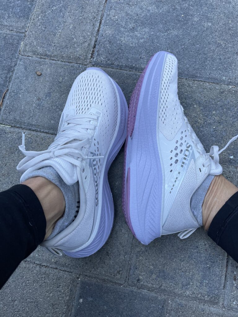 Running shoes 