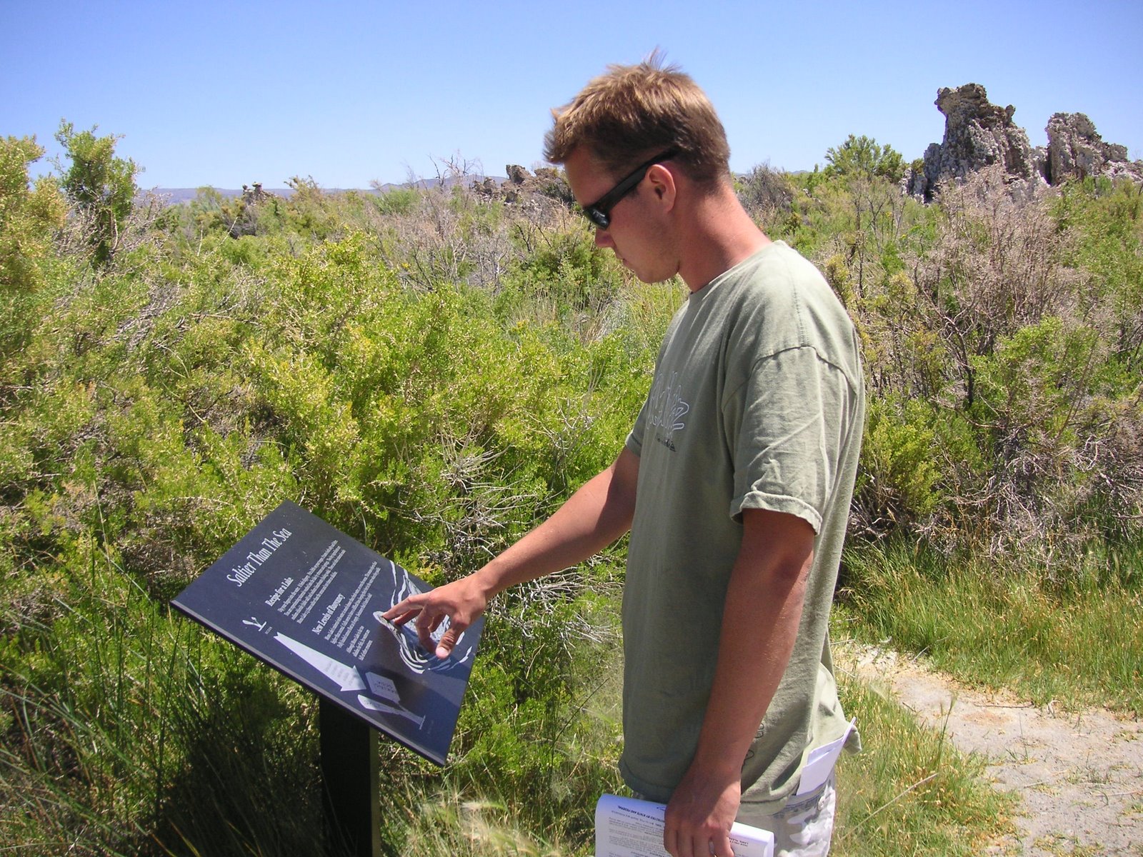 [mono_Lake_001.JPG]