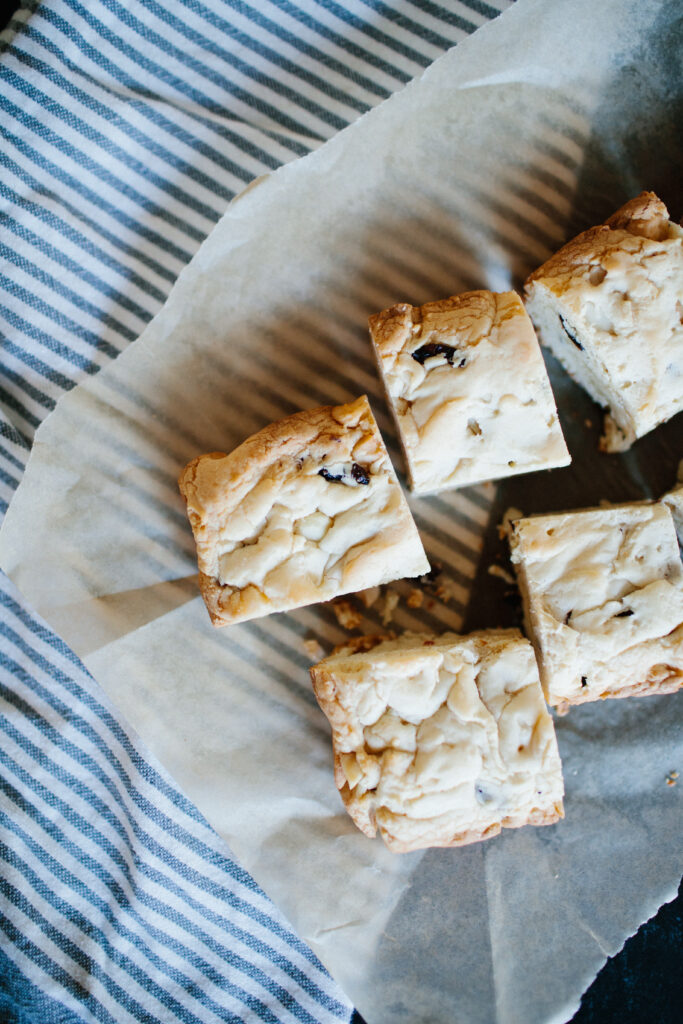 White Chocolate Macadamia Nut Bars 